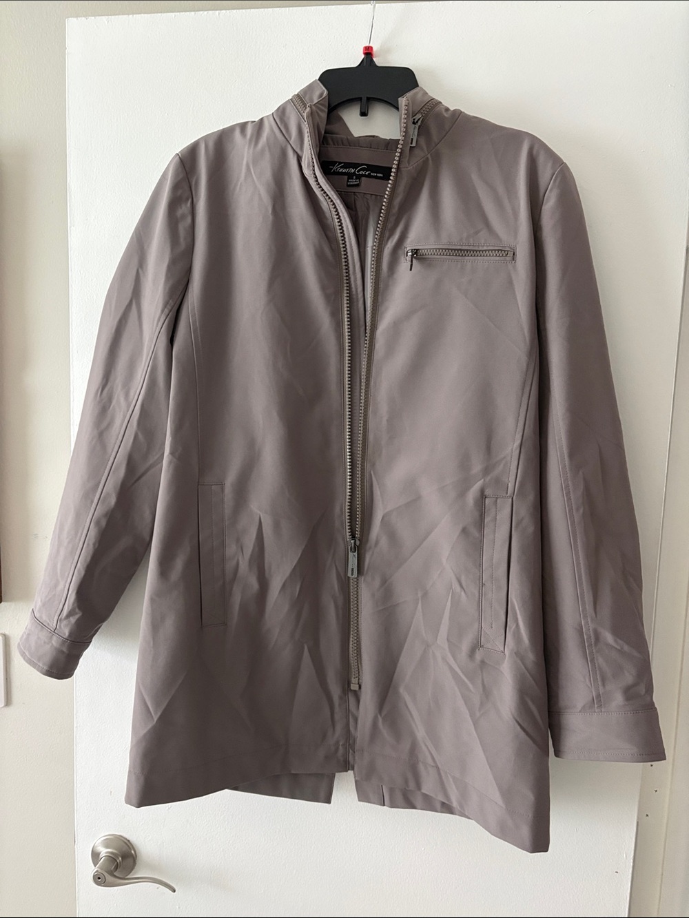 Kenneth Cole-Small- Men’s soft shell rain jacket- ALMOST NEW-